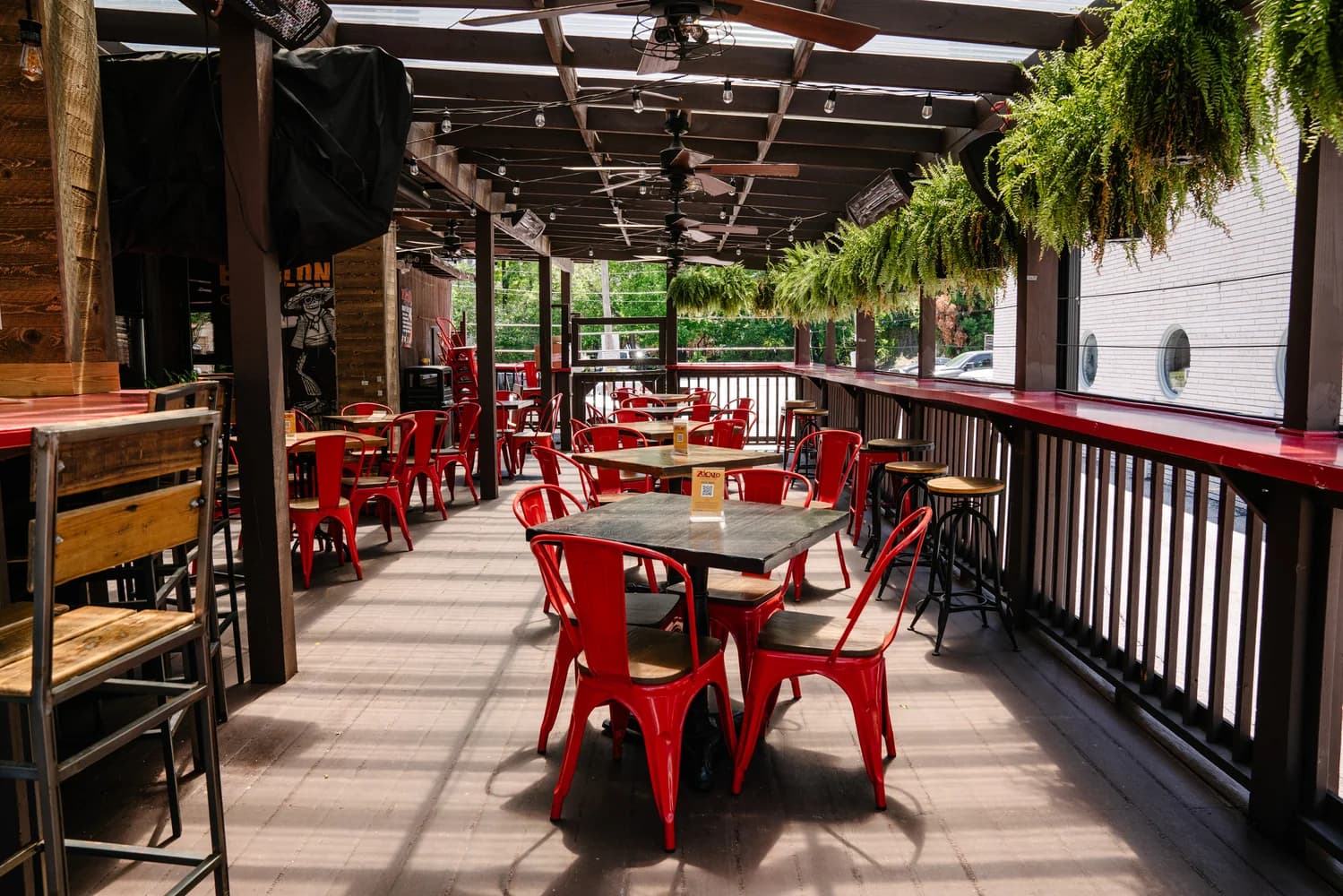 The wraparound patio at Zócalo Mexican Kitchen & Cantina